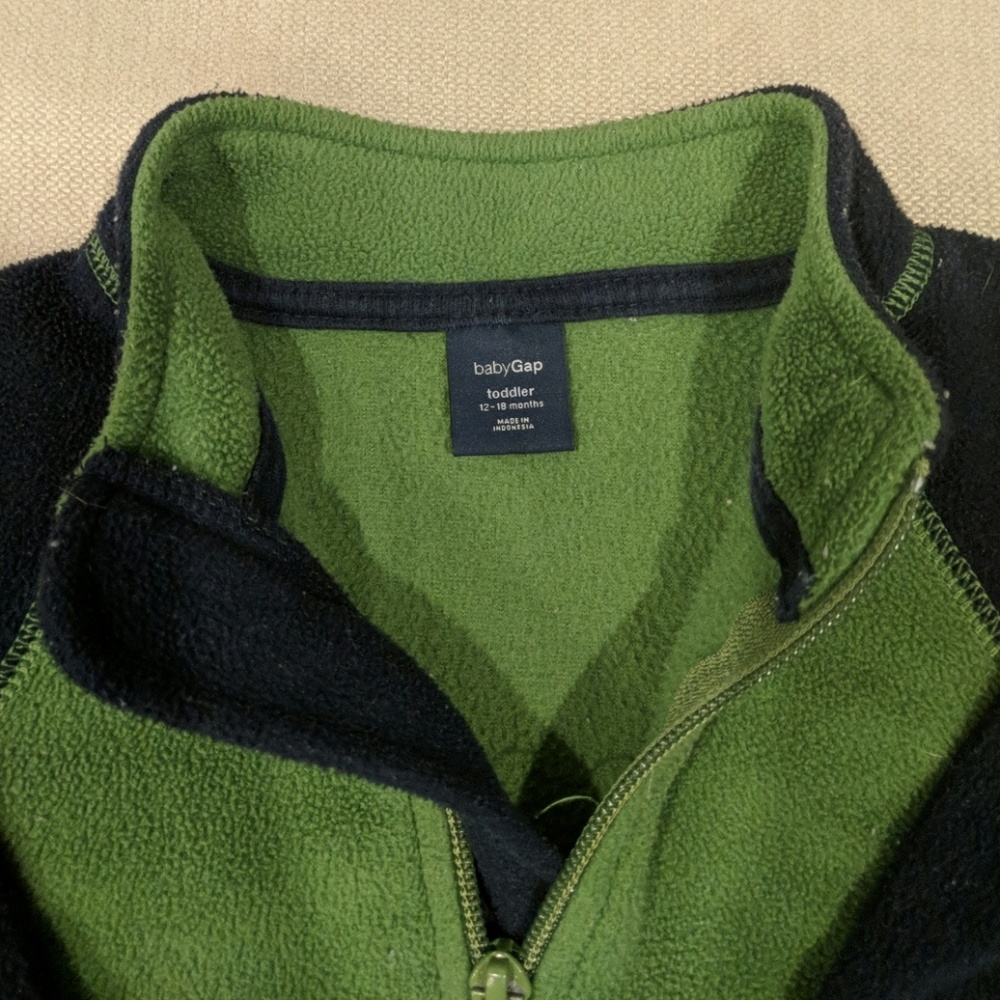 Fleece pullover - Picture 2 of 3